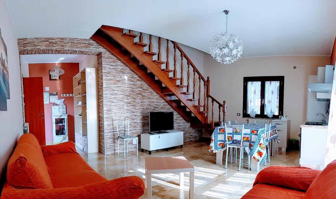 Casa Vacanze Volpe Dell'Etna Nicolosi Dış mekan fotoğraf