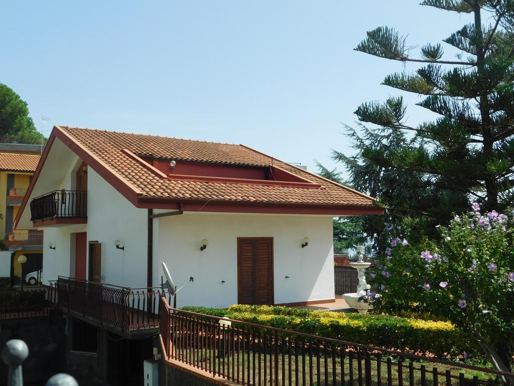 Casa Vacanze Volpe Dell'Etna Nicolosi Dış mekan fotoğraf